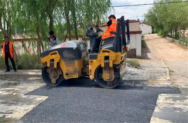 路面修補料修補公路坑槽意義深遠